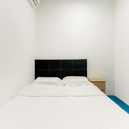 Spot On 89726 Capsule Inn Kota Kinabalu Esterno foto