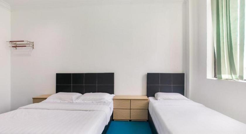 Spot On 89726 Capsule Inn Kota Kinabalu Esterno foto
