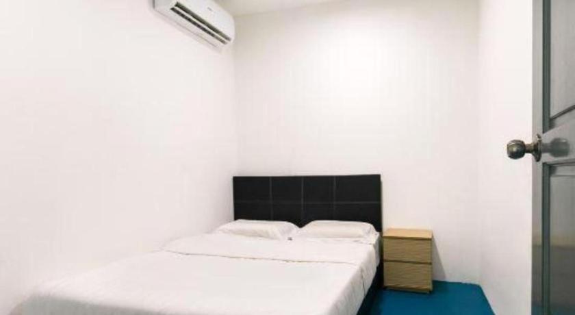 Spot On 89726 Capsule Inn Kota Kinabalu Esterno foto