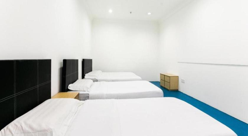 Spot On 89726 Capsule Inn Kota Kinabalu Esterno foto