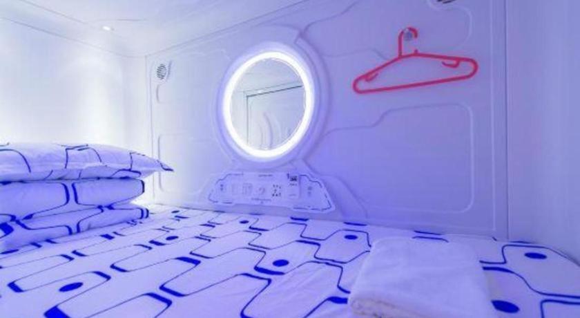 Spot On 89726 Capsule Inn Kota Kinabalu Esterno foto
